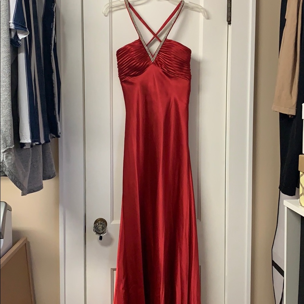 Red prom dress